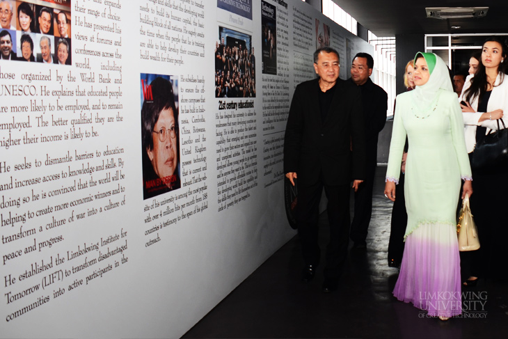 Datuk Seri Shahrizat Abdul Jalil Visits Limkokwing